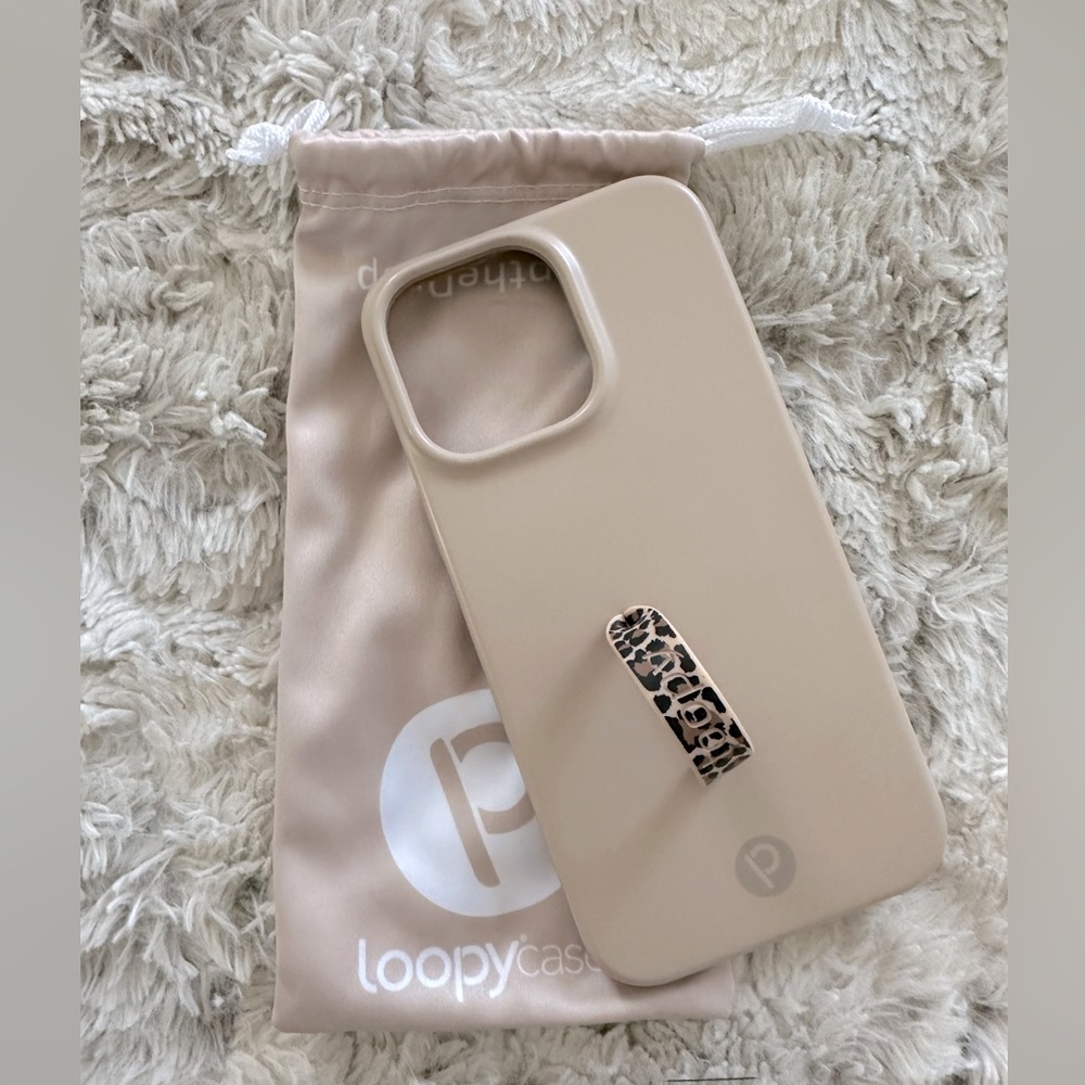 Loopy Case for iPhone Pro Max Sandstone w/ Leopard loop